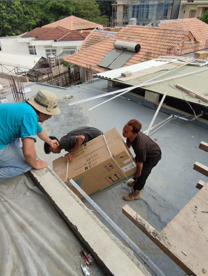 Pemasangan outdoor AC Jakarta Timur